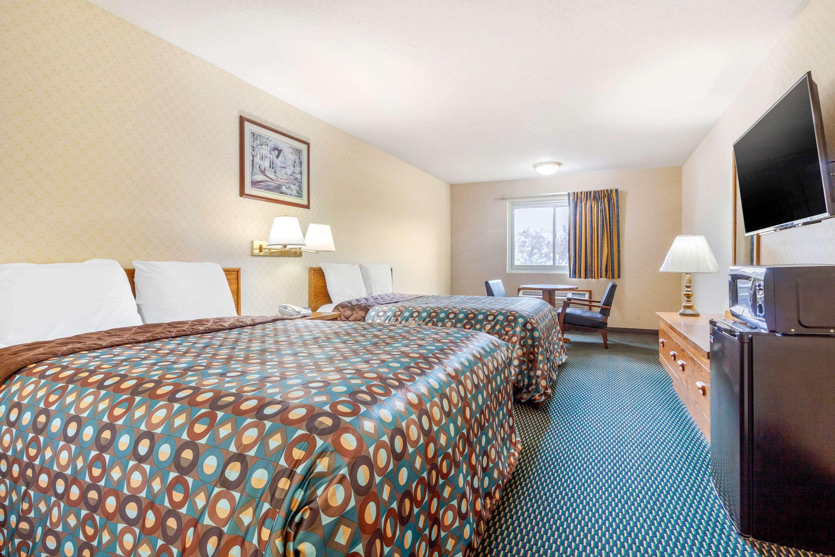 Rodeway Inn Blair Exterior photo