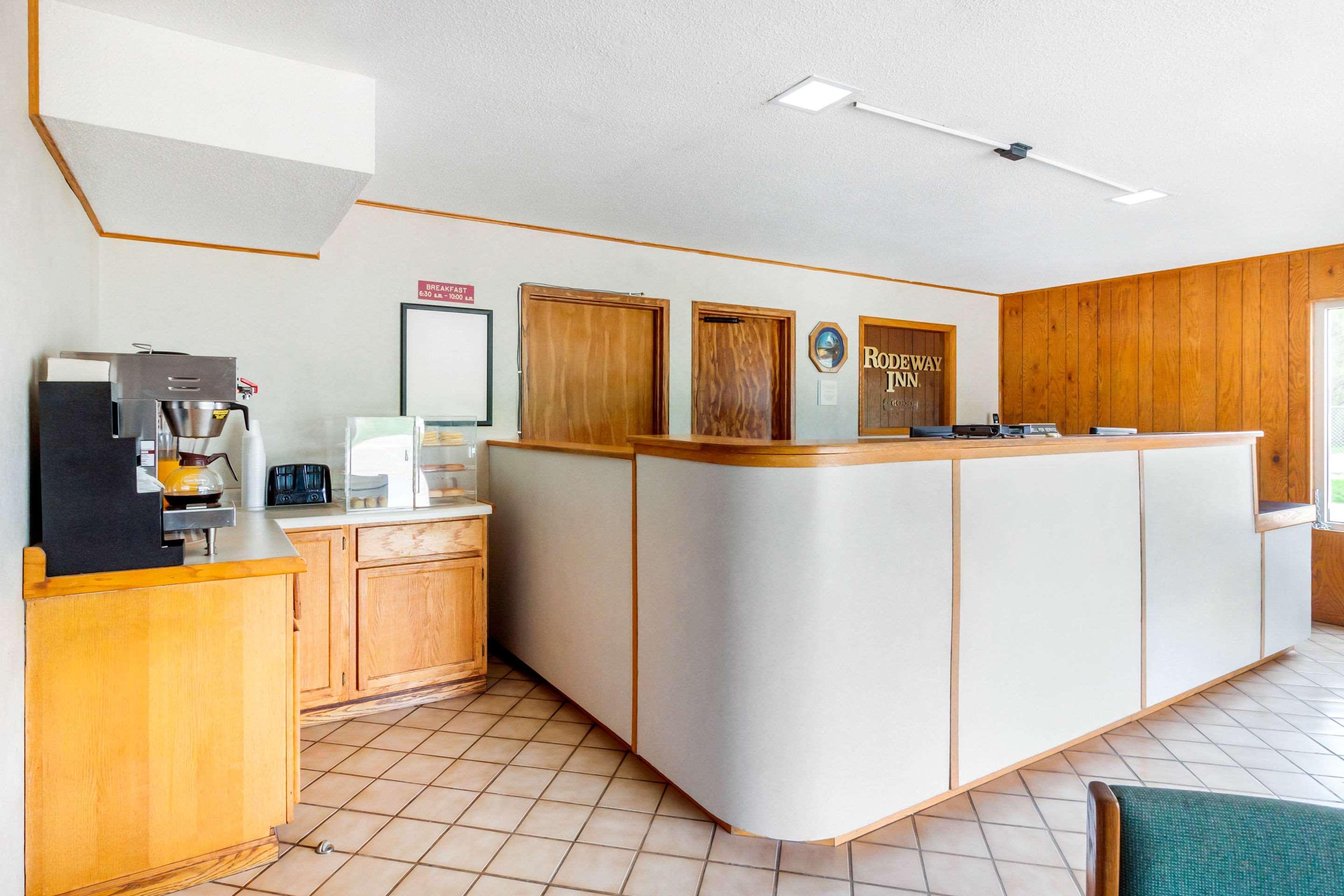 Rodeway Inn Blair Exterior photo