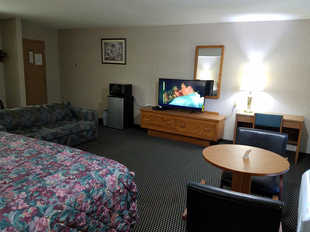 Rodeway Inn Blair Exterior photo