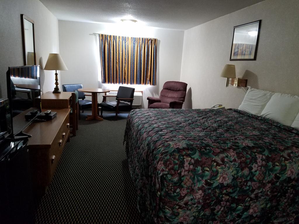 Rodeway Inn Blair Exterior photo