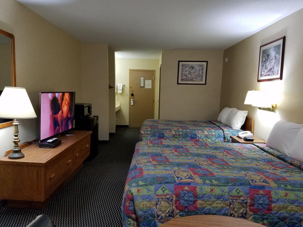 Rodeway Inn Blair Exterior photo
