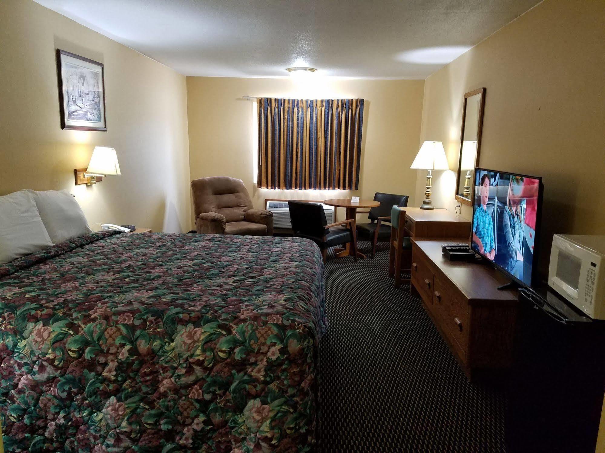 Rodeway Inn Blair Exterior photo